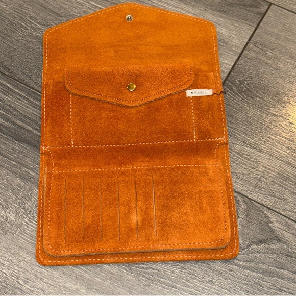 Genuine Leather Brasil Orange Pocket Style Snap Wallet - Picture 4 of 9